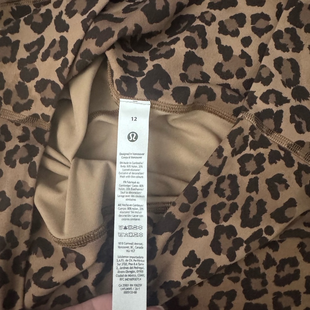 Lululemon Athletica Align True Leopard 28” high rise no-line leggings - Picture 3 of 4